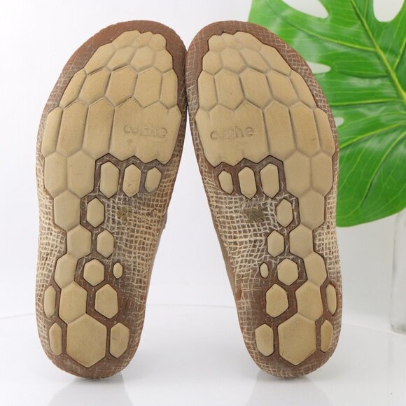 Cushe Mens Surf Slipper Shoe Size 9 Tan Leather Slip On Sneaker Minimalist - Picture 10 of 12